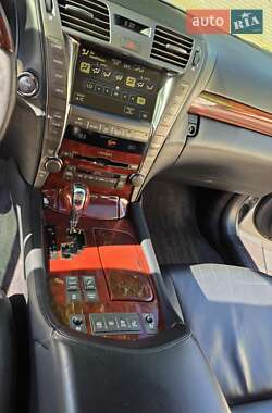 Седан Lexus LS 2007 в Одесі