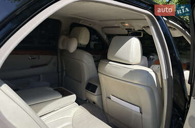 Седан Lexus LS 2004 в 