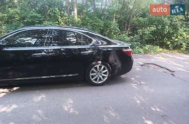 Седан Lexus LS 2006 в 