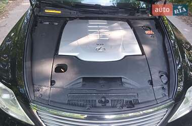 Седан Lexus LS 2006 в 