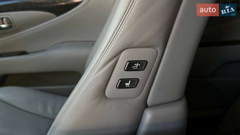 Седан Lexus LS 2007 в Львове фото 21 Седан Lexus LS 2007 в Львове