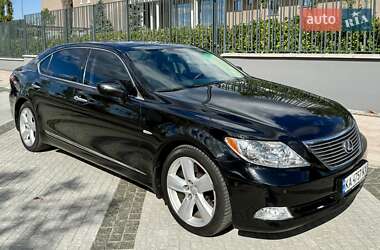 Седан Lexus LS 2009 в 