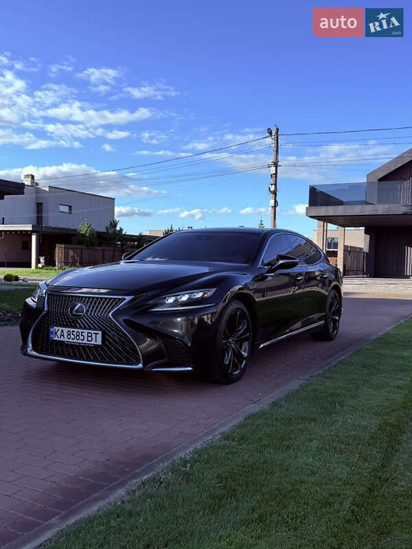 Седан Lexus LS 2018 в 