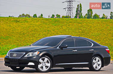 Седан Lexus LS 2008 в Дніпрі