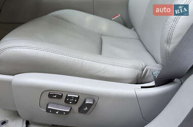 Седан Lexus LS 2011 в 