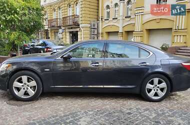 Седан Lexus LS 2007 в Киеве