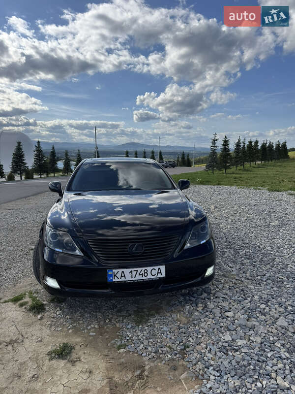 Седан Lexus LS 2007 в Ивано-Франковске