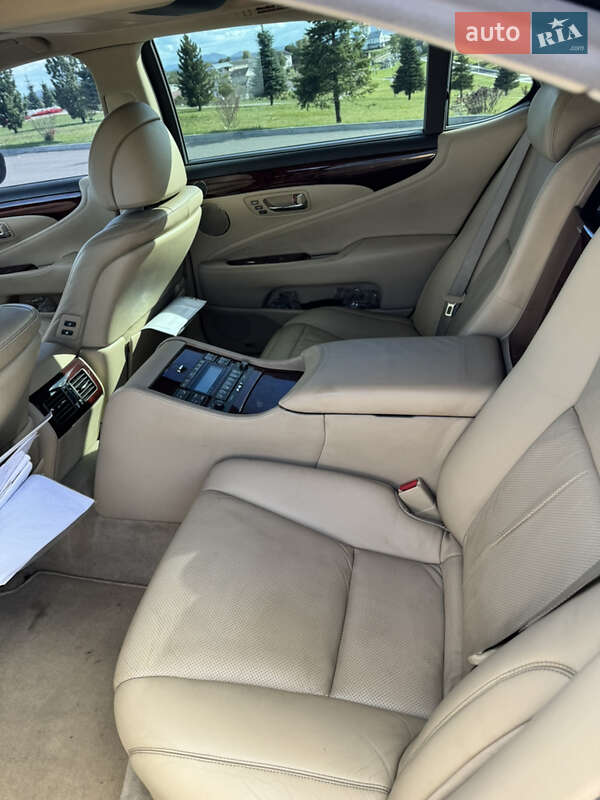 Седан Lexus LS 2007 в Ивано-Франковске