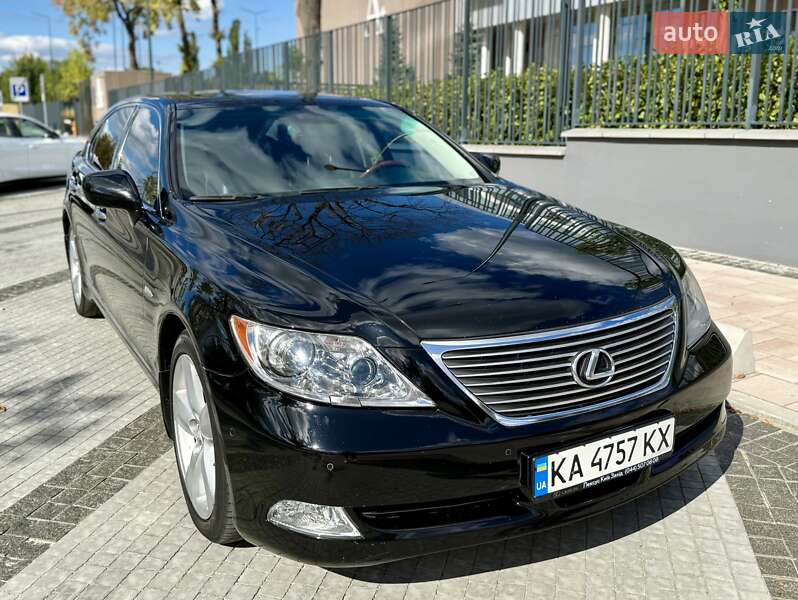 Седан Lexus LS 2009 в Киеве