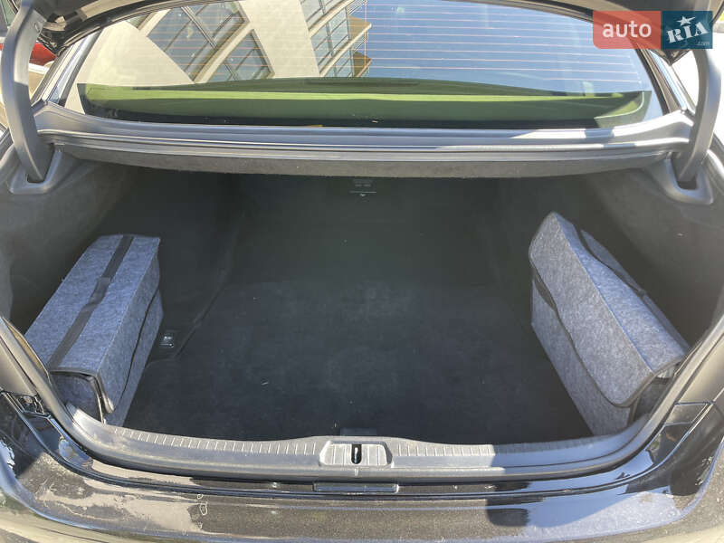 Седан Lexus LS 2007 в Новояворівську