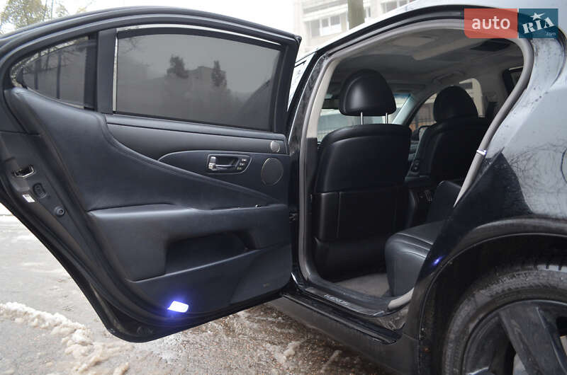 Седан Lexus LS 2007 в Киеве