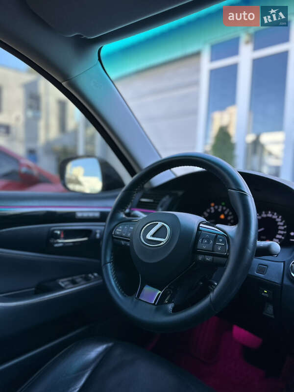 Седан Lexus LS 2007 в Киеве