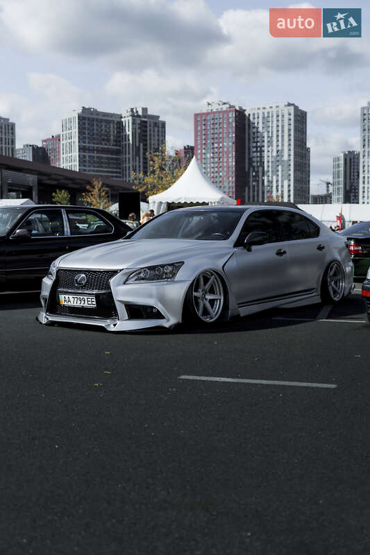 Седан Lexus LS 2007 в Киеве