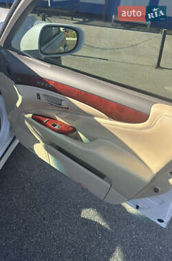 Седан Lexus LS 2011 в 