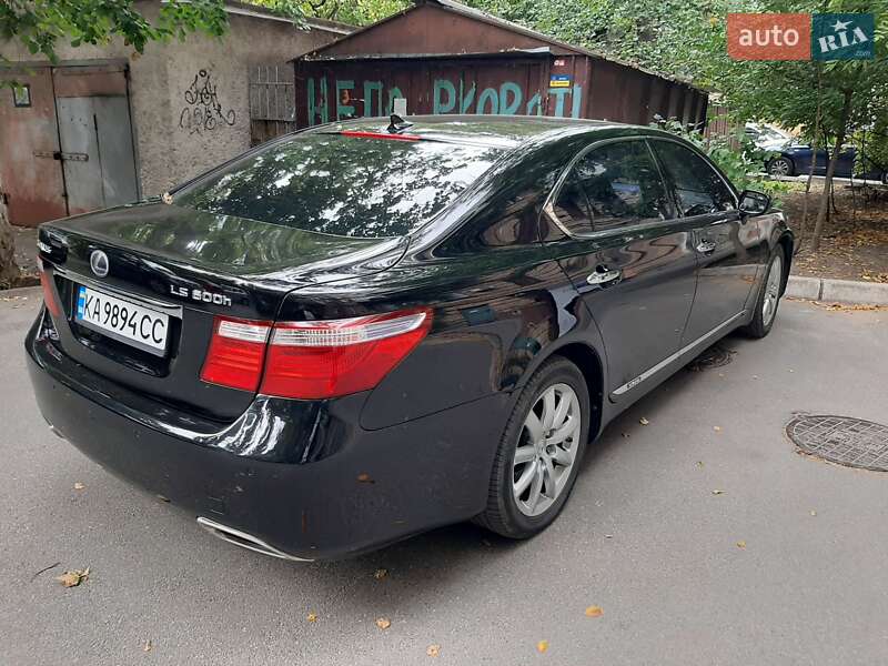 Седан Lexus LS 2007 в Киеве