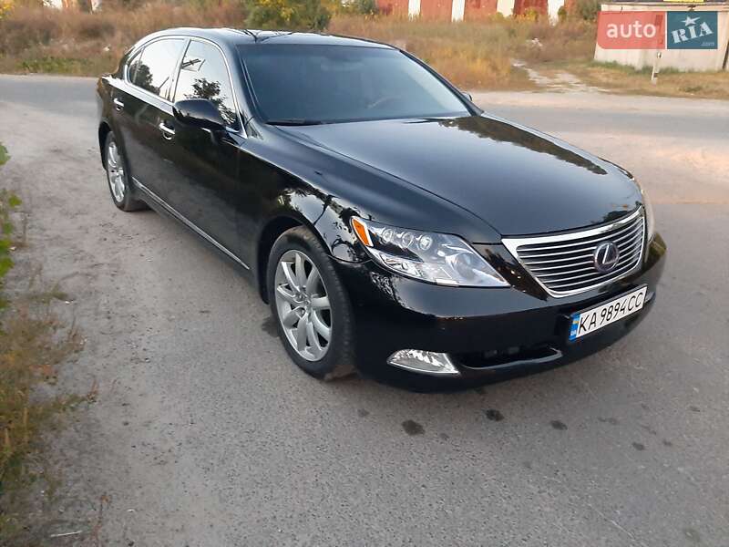 Седан Lexus LS 2007 в Киеве