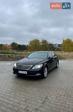 Седан Lexus LS 2007 в Калуше