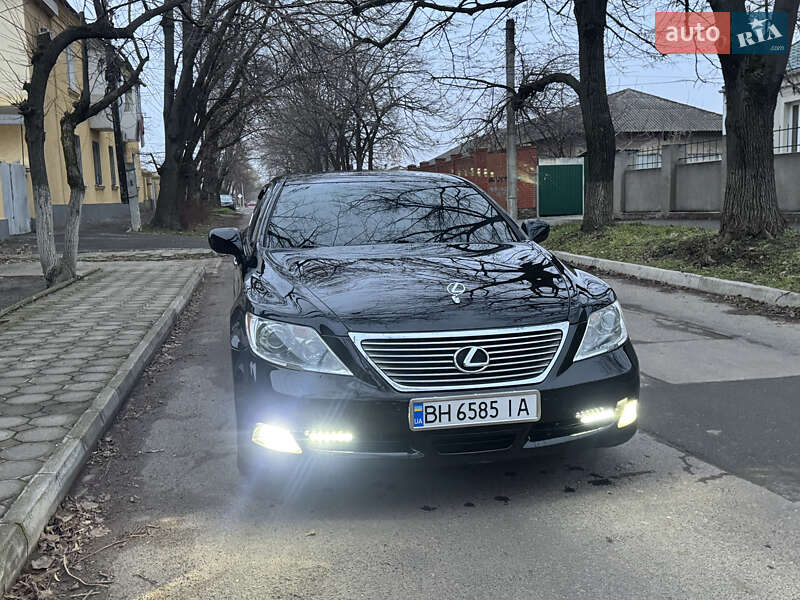 Седан Lexus LS 2007 в Измаиле