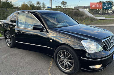 Седан Lexus LS 2002 в 