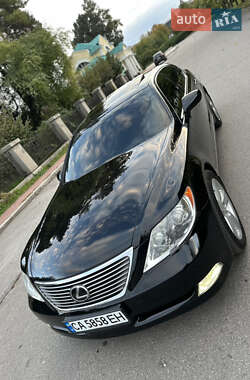 Седан Lexus LS 2007 в 