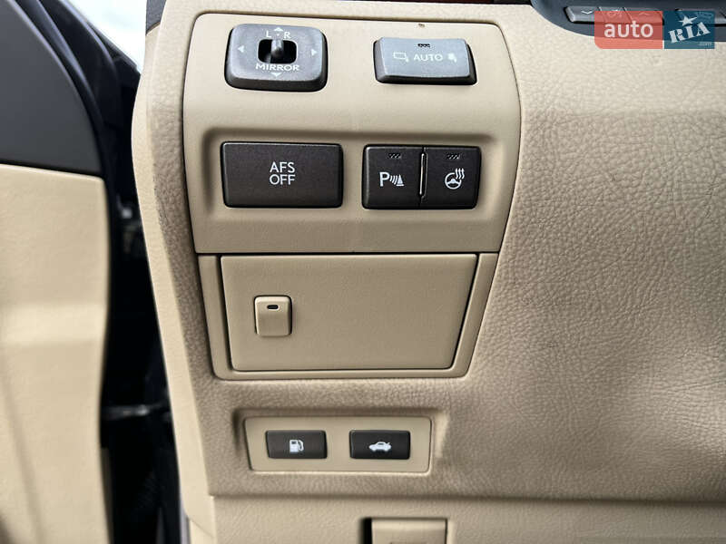Седан Lexus LS 2007 в Львове