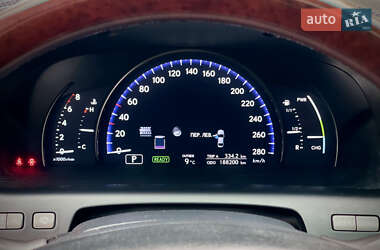 Седан Lexus LS 2012 в 