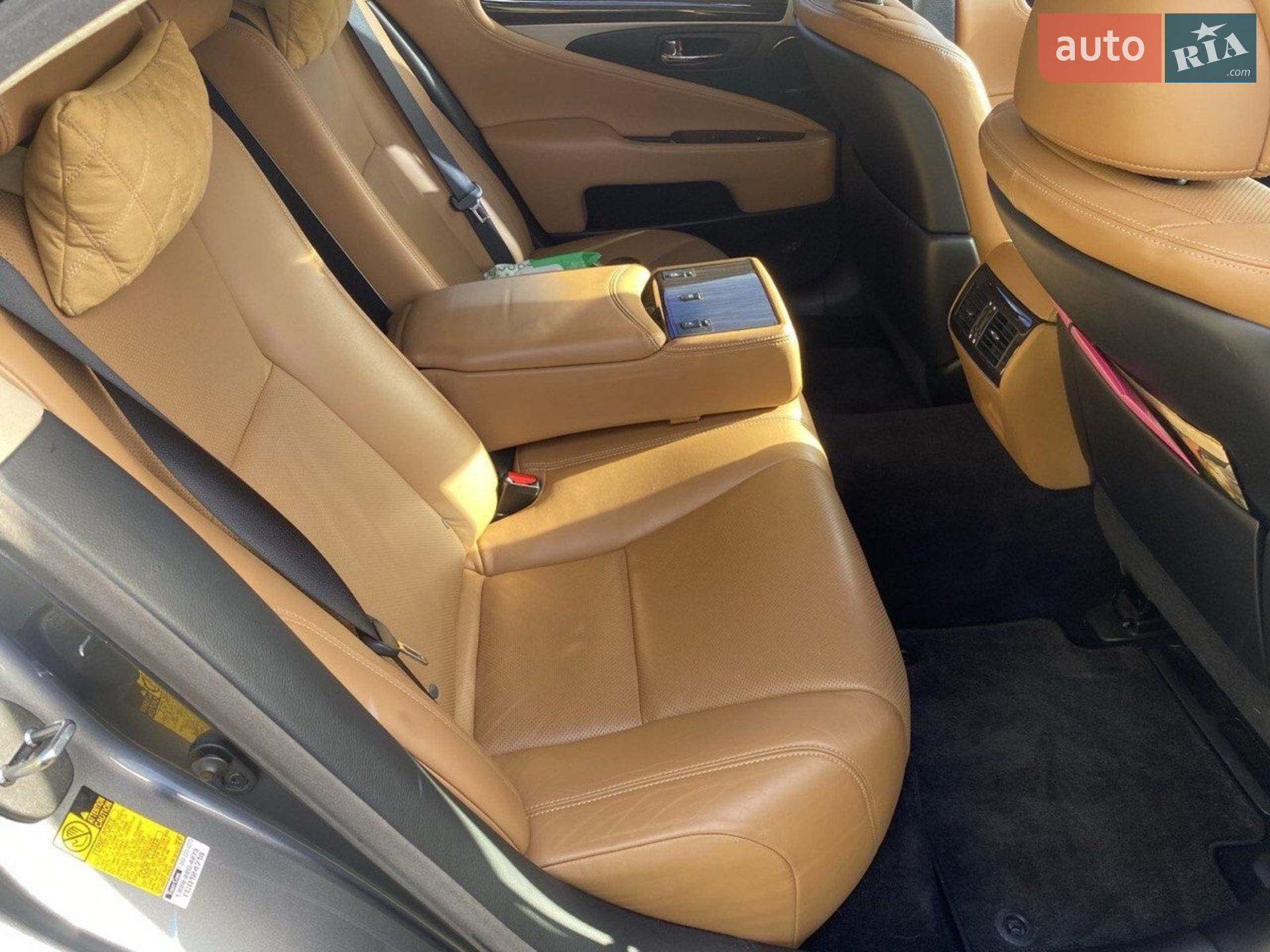 2013 Lexus LS - мініатюра 3