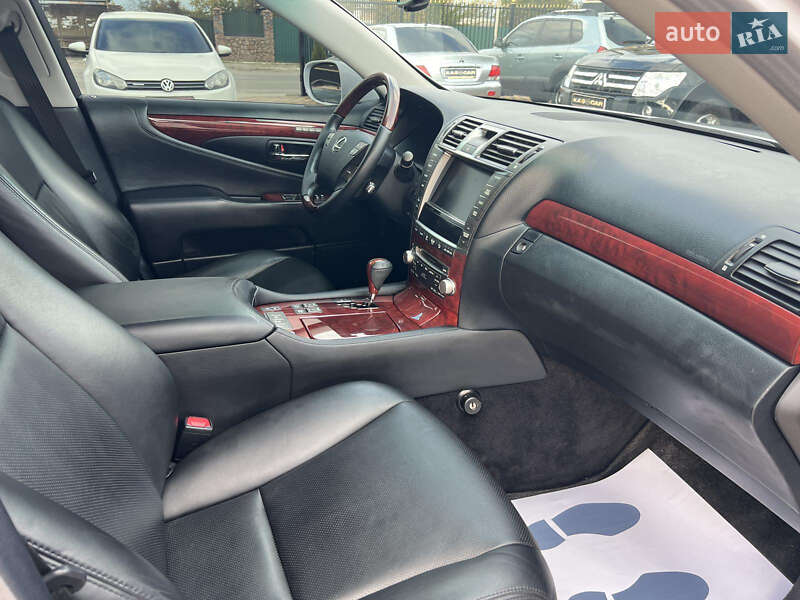 Седан Lexus LS 2010 в Знаменке фото 12 Седан Lexus LS 2010 в Знаменке