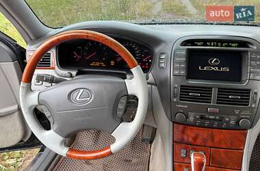Седан Lexus LS 2002 в  фото 11 Седан Lexus LS 2002 в