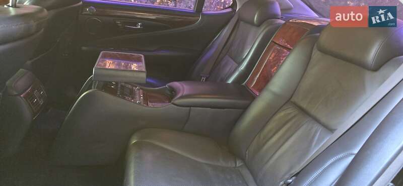 Седан Lexus LS 2007 в Тернополі фото 40 Седан Lexus LS 2007 в Тернополі