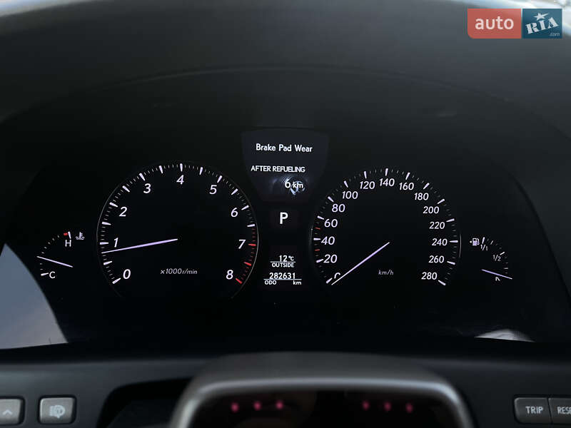 Седан Lexus LS 2007 в Львове