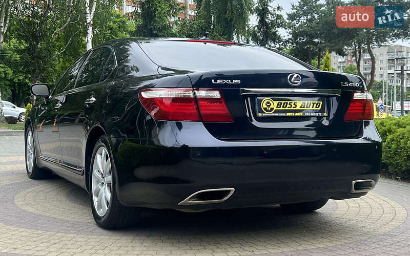 Седан Lexus LS 2007 в Львові