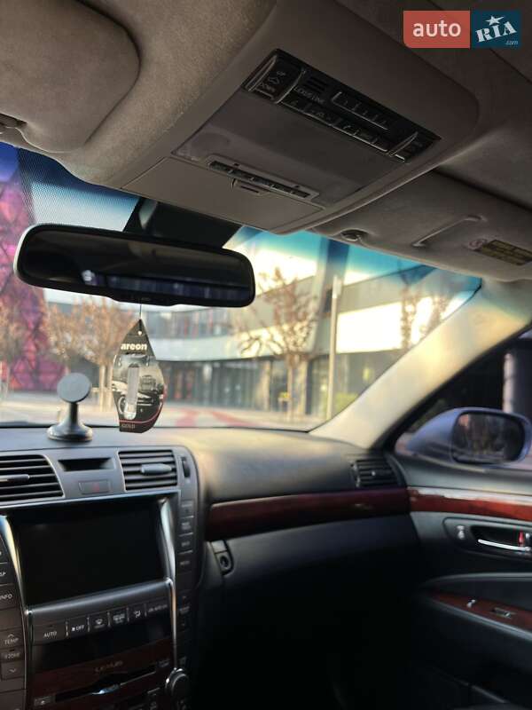 Седан Lexus LS 2007 в Києві