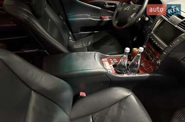 Седан Lexus LS 2008 в Киеве