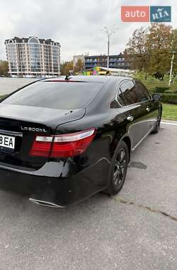 Седан Lexus LS 2008 в Киеве