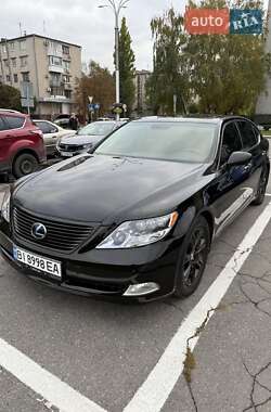 Седан Lexus LS 2008 в Кременчуге