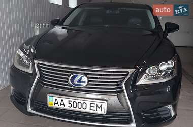 Седан Lexus LS 2014 в Киеве