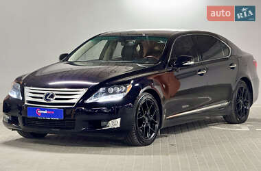 Седан Lexus LS 2012 в Киеве