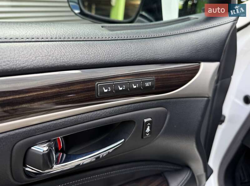 Седан Lexus LS 2015 в Киеве фото 14 Седан Lexus LS 2015 в Киеве
