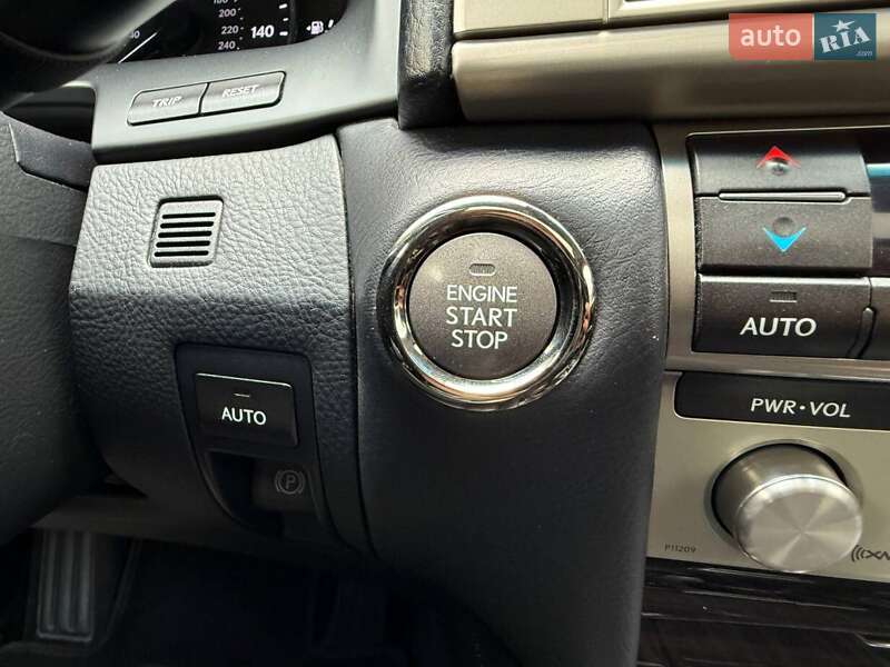 Седан Lexus LS 2015 в Киеве фото 23 Седан Lexus LS 2015 в Киеве