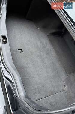 Седан Lexus LS 2001 в Роздільній