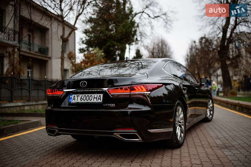 Седан Lexus LS 2018 в Ивано-Франковске