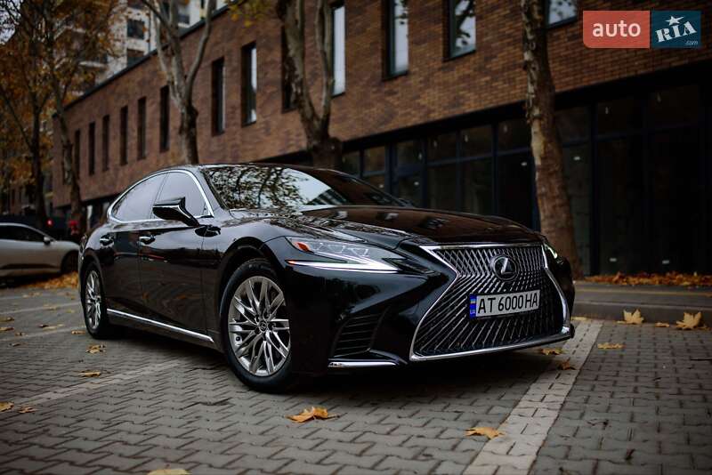 Седан Lexus LS 2018 в Ивано-Франковске