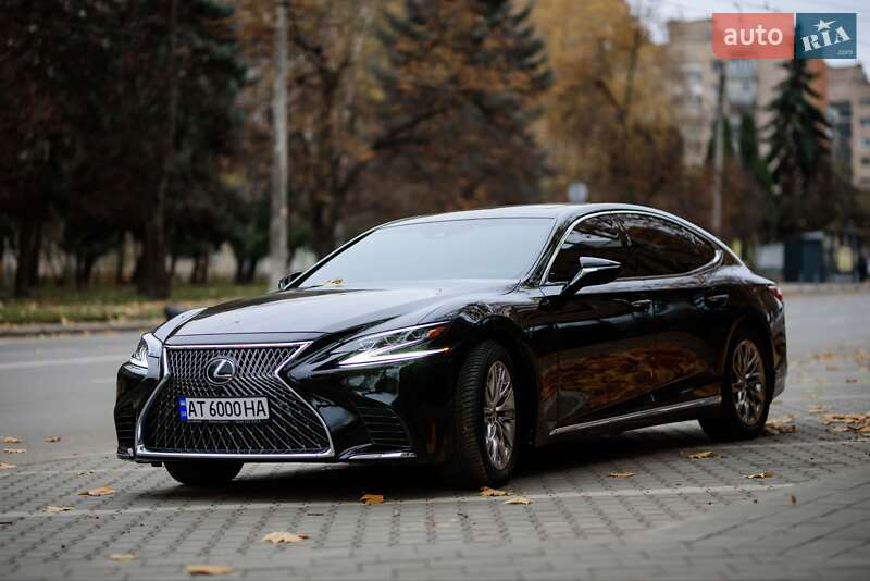Седан Lexus LS 2018 в Ивано-Франковске