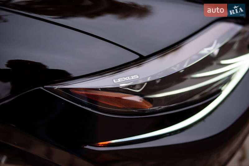 Седан Lexus LS 2018 в Ивано-Франковске