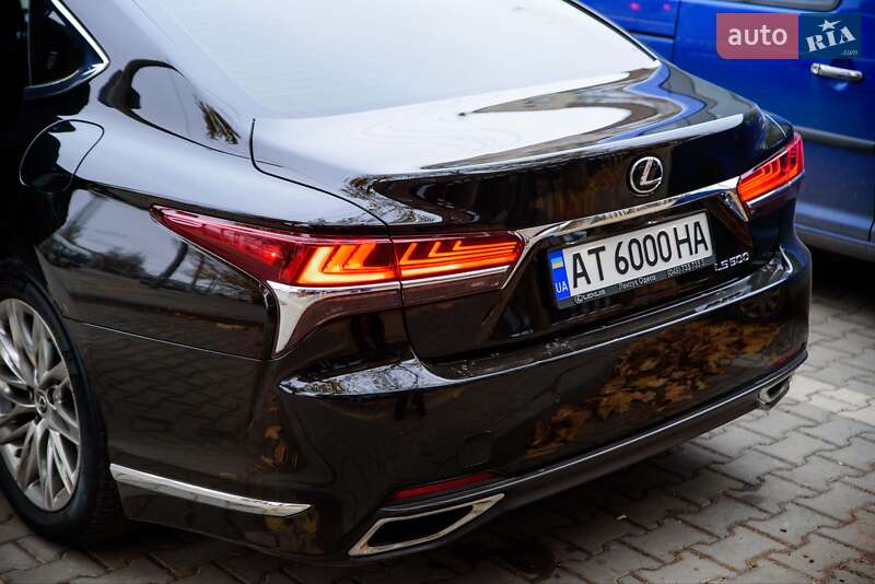 Седан Lexus LS 2018 в Ивано-Франковске