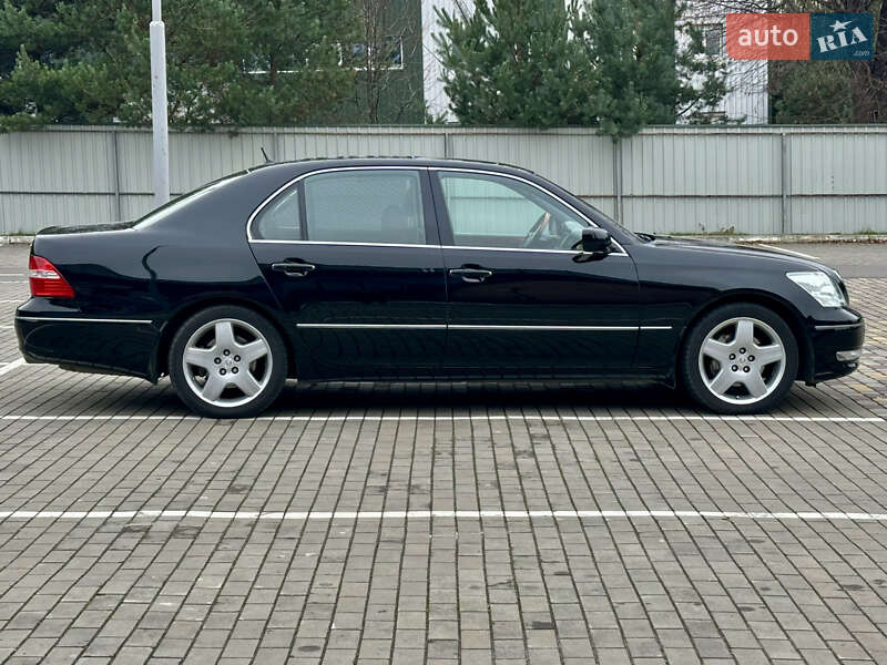 Седан Lexus LS 2004 в Луцке