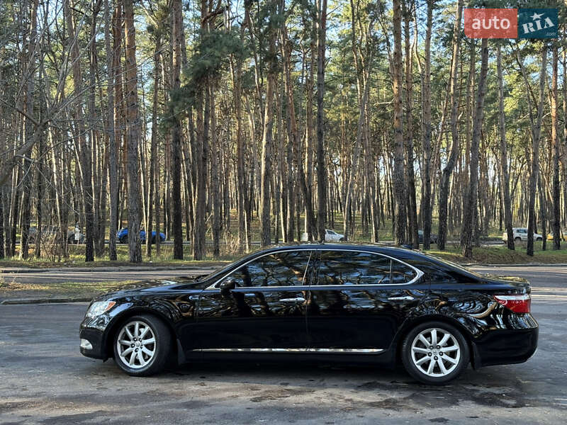 Седан Lexus LS 2008 в Черкассах