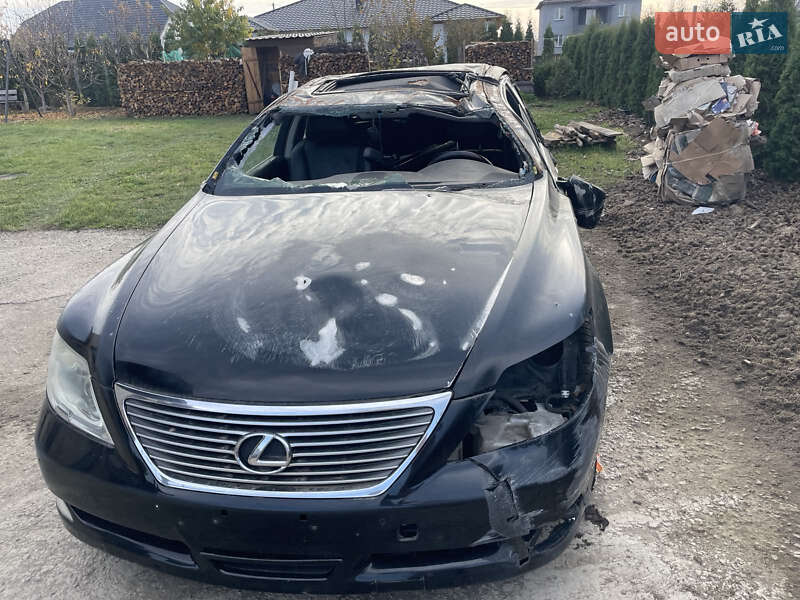 Седан Lexus LS 2007 в Луцке