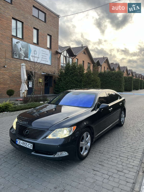 Седан Lexus LS 2008 в Виннице